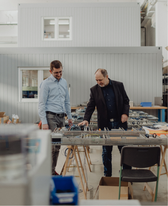 Freqcon erneuerbare Energien MSC Multi Source Umrichter Converter Batteriespeicher Ultrakondensatoren-Speicher Norbert Hennchen Mike Ritter